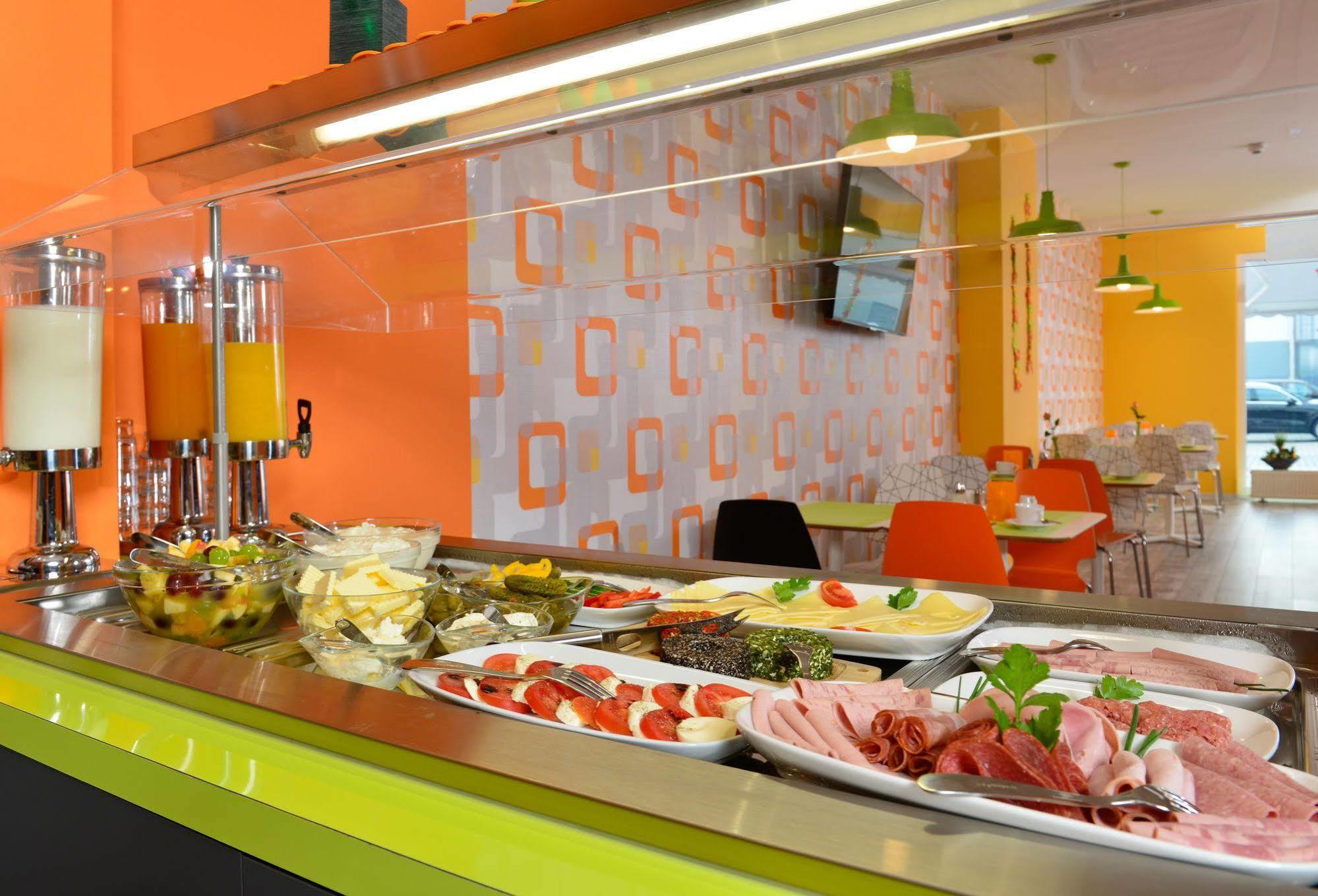 Sleepysleepy Hotel Giessen Linden  Εξωτερικό φωτογραφία