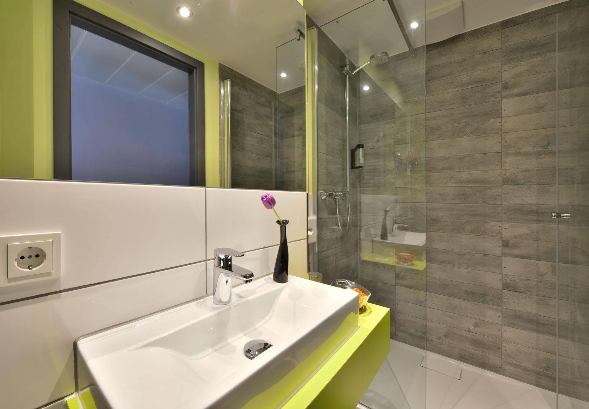 Sleepysleepy Hotel Giessen Linden  Εξωτερικό φωτογραφία