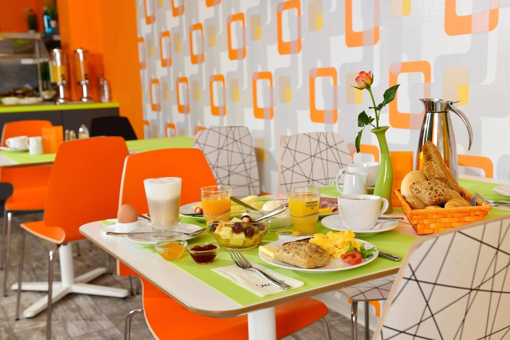 Sleepysleepy Hotel Giessen Linden  Εξωτερικό φωτογραφία